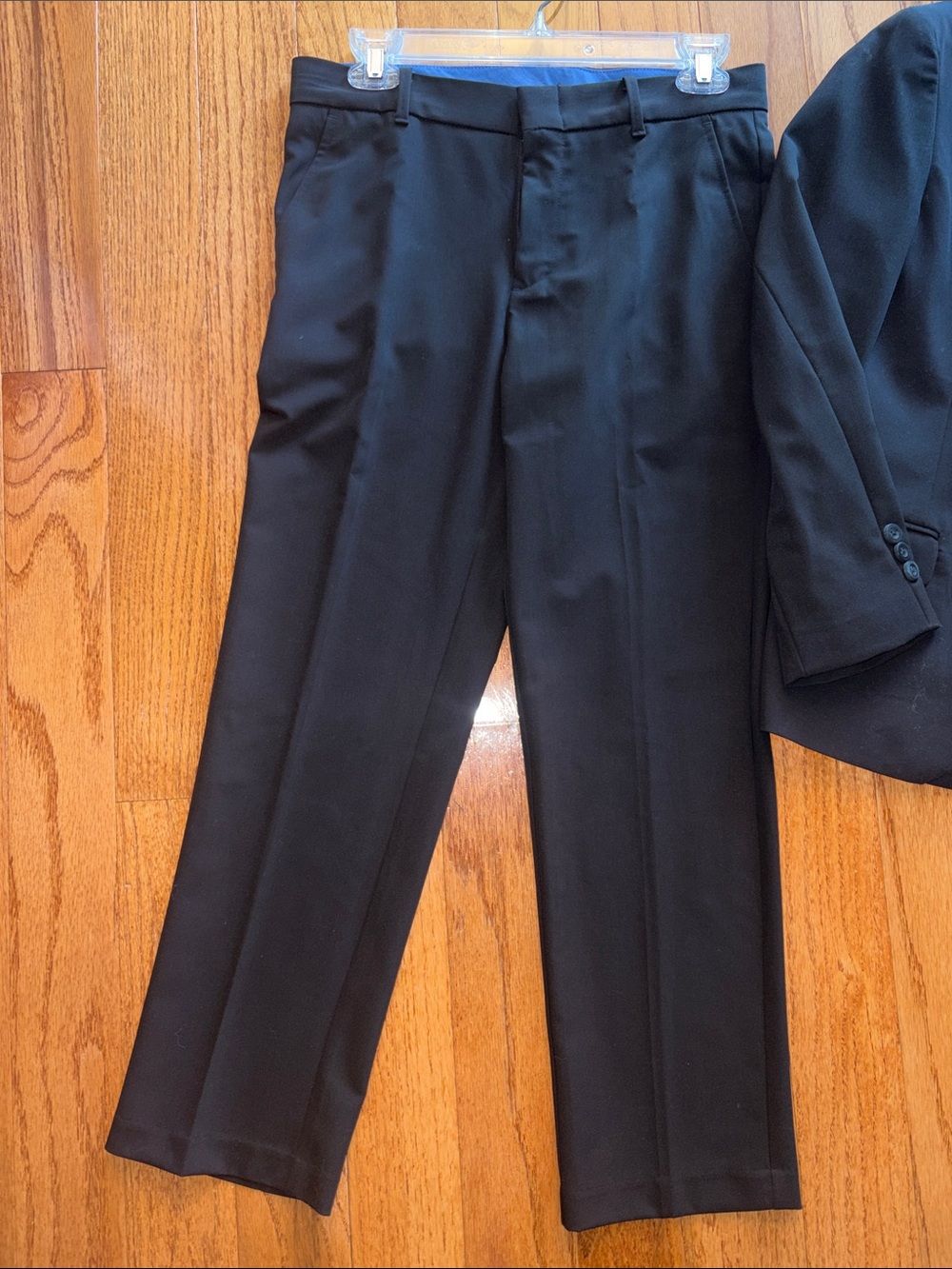 Boys IZOD suit - Picture 2 of 12